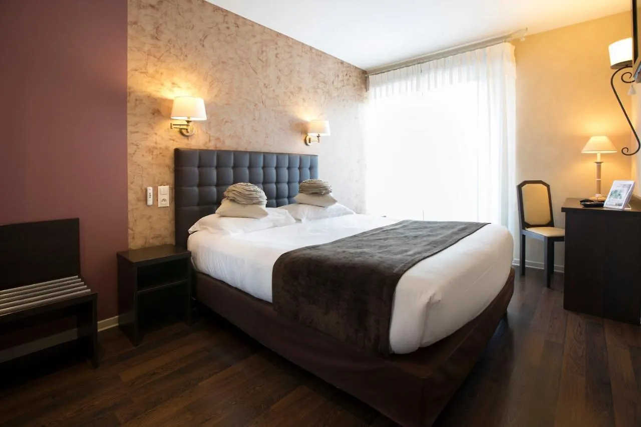Logis Hotel Le Relais De Farrou - Restaurant & Spa Villefranche-de-Rouergue 4*,  Frankrijk