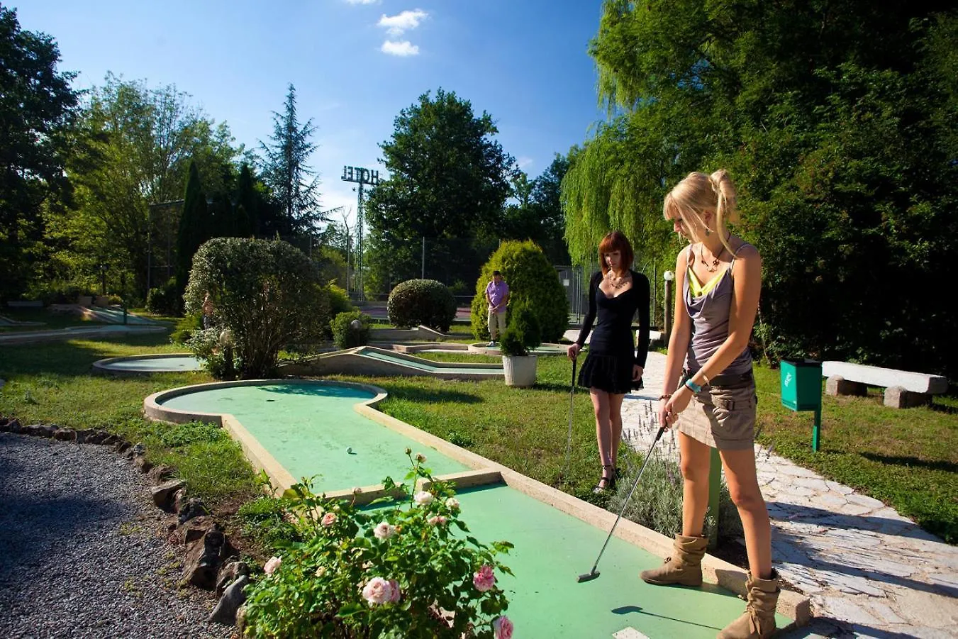 Logis Hotel - Restaurant - Spa - Le Relais De Farrou Villefranche-de-Rouergue