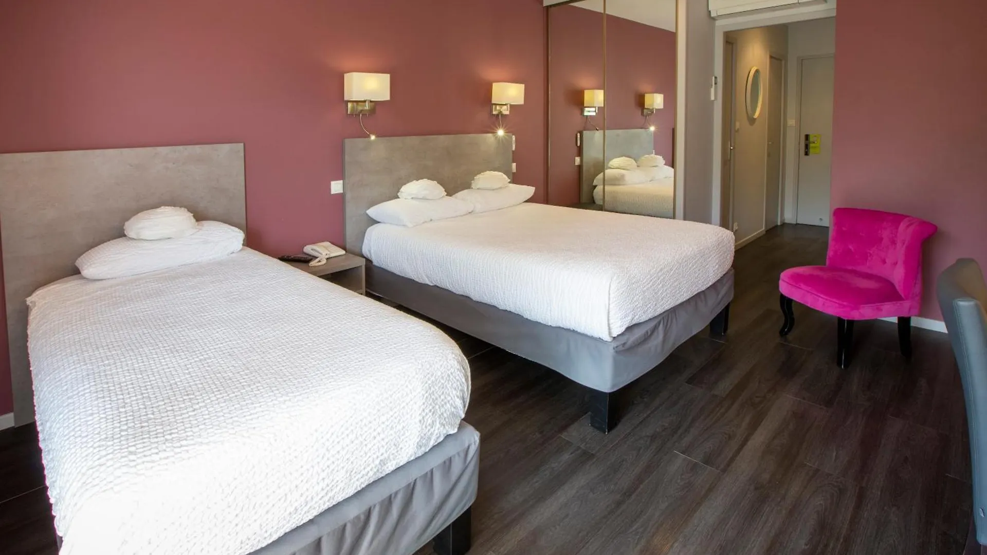 Logis Hotel - Restaurant - Spa - Le Relais De Farrou Villefranche-de-Rouergue