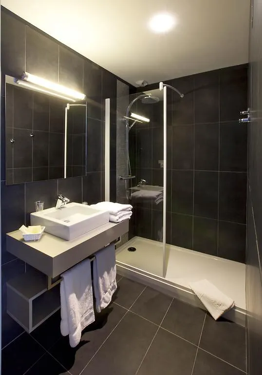 Logis Hotel Le Relais De Farrou - Restaurant & Spa Villefranche-de-Rouergue