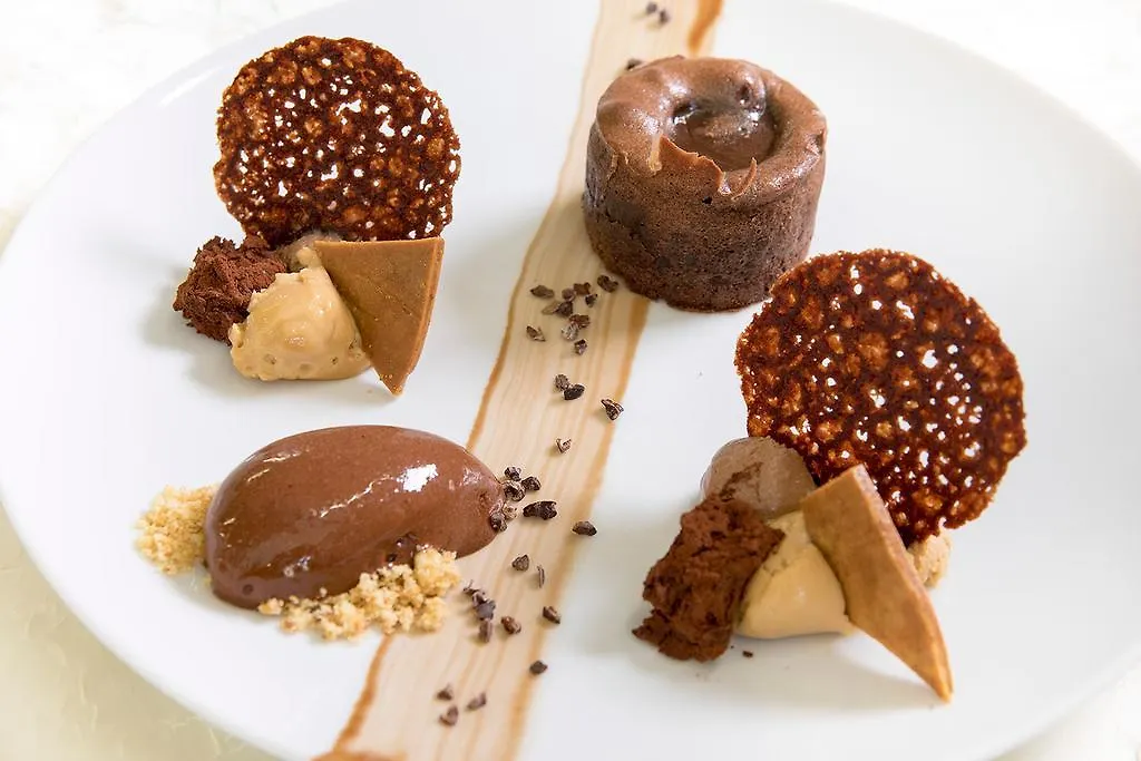 Logis Hotel Le Relais De Farrou - Restaurant & Spa Villefranche-de-Rouergue
