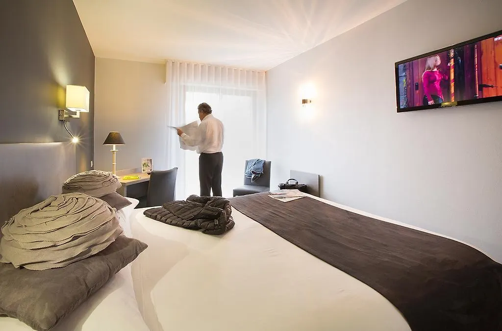 ****  Logis Hotel Le Relais De Farrou - Restaurant & Spa Villefranche-de-Rouergue France